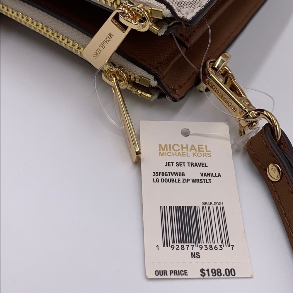 MICHAEL KORS LG DOUBLE ZIP WRISTLET VANILLA - Picture 13 of 16